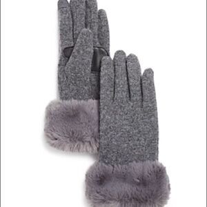 Echo Faux-Fur Cuff Tech Gloves - 100% Exclusive